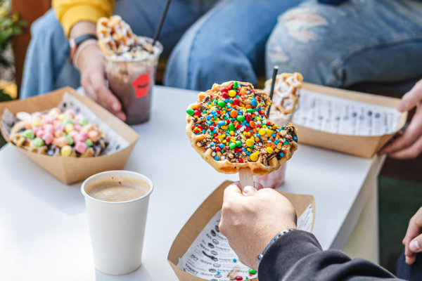 El valor de la experiencia del cliente en las franquicias Happy Days Waffles